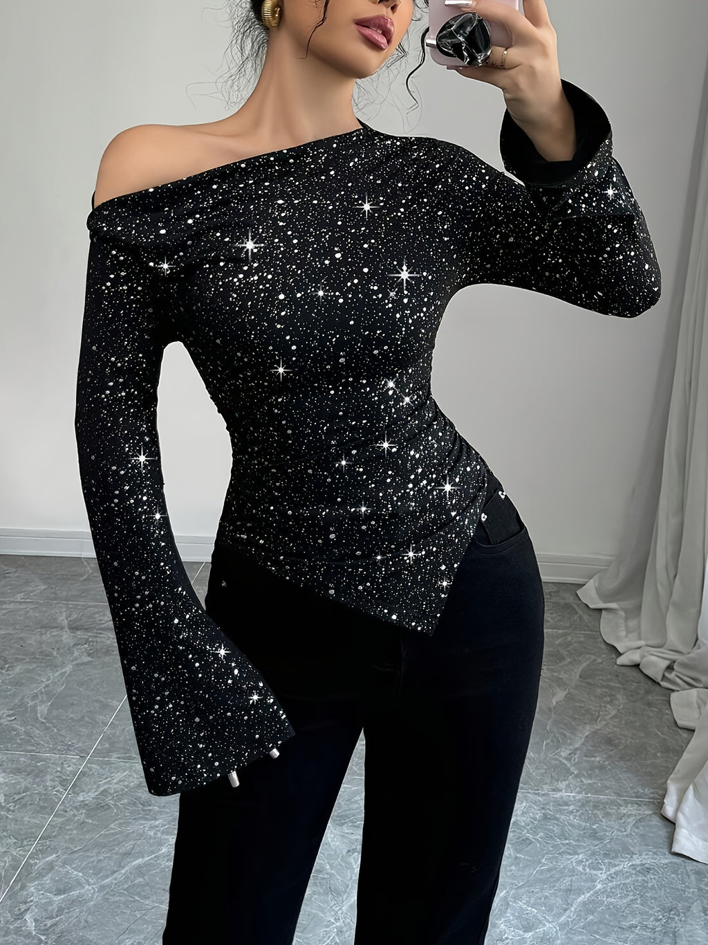Shoulder Off Shoulder Long Sleeved T-shirt