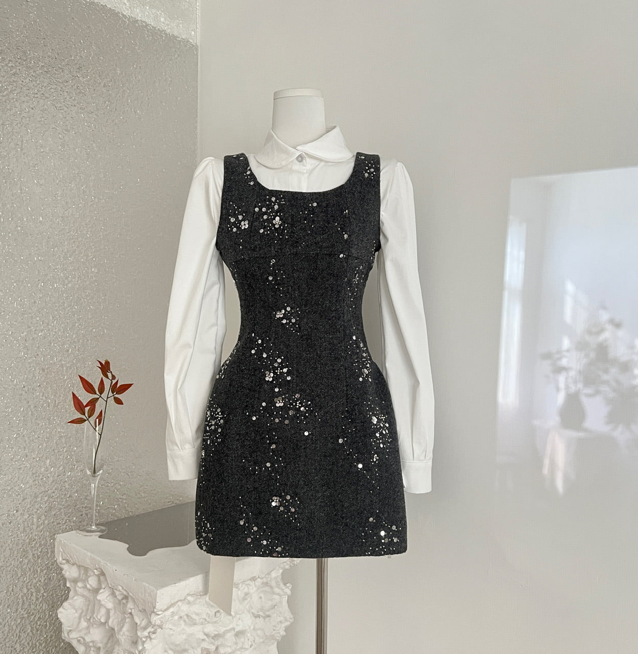 French Doll Collar White Blouse  & Black Sequin Vest Dress Two-Piece Set Spring New