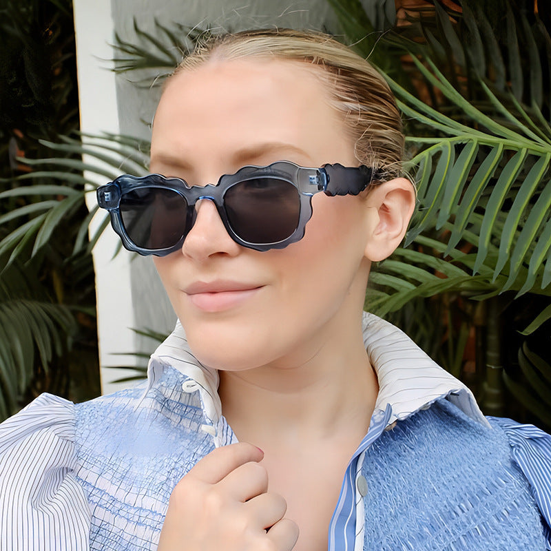 Fashionable Dopamine-style Wave-shaped Sunglasses
