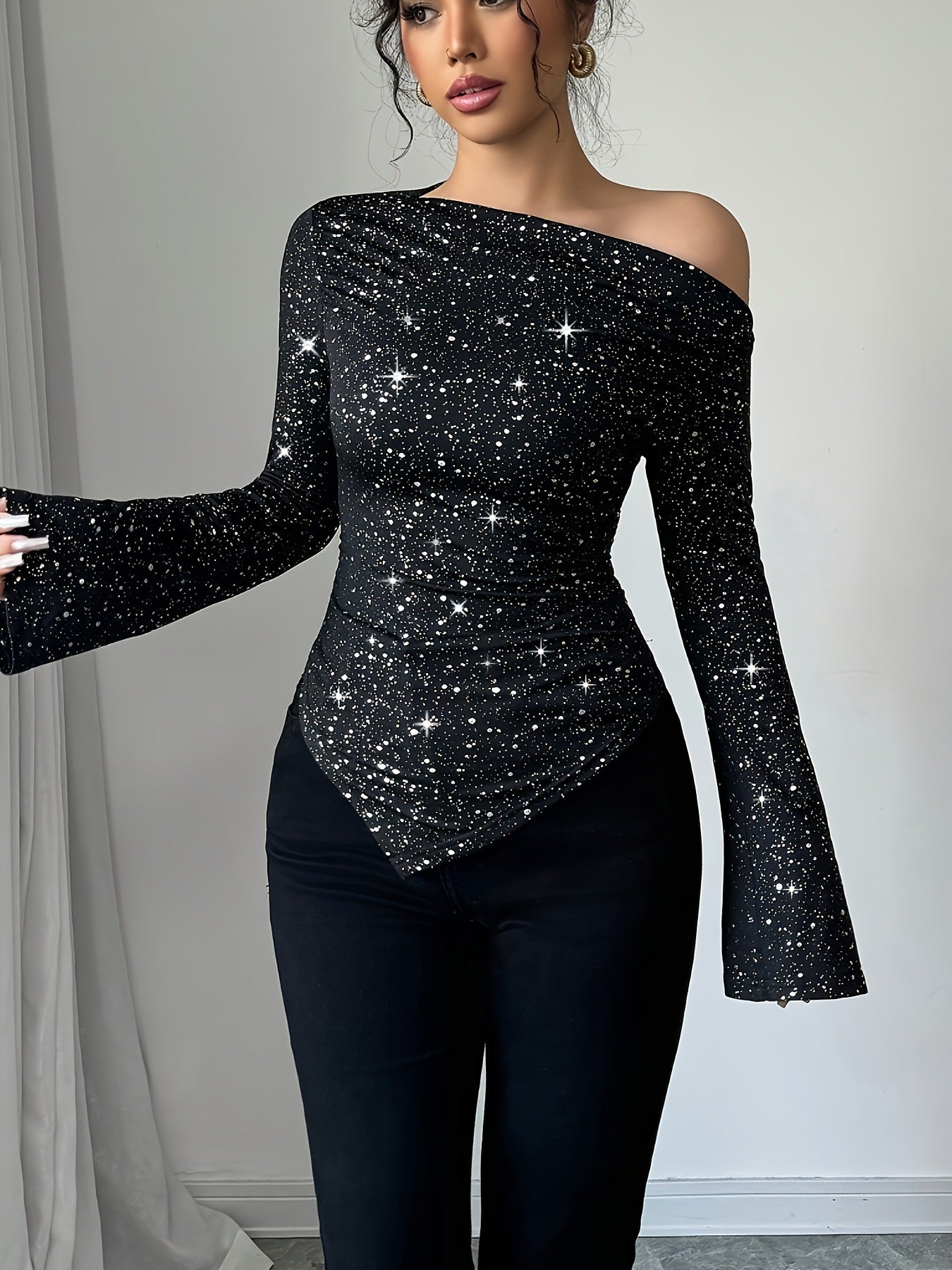Shoulder Off Shoulder Long Sleeved T-shirt