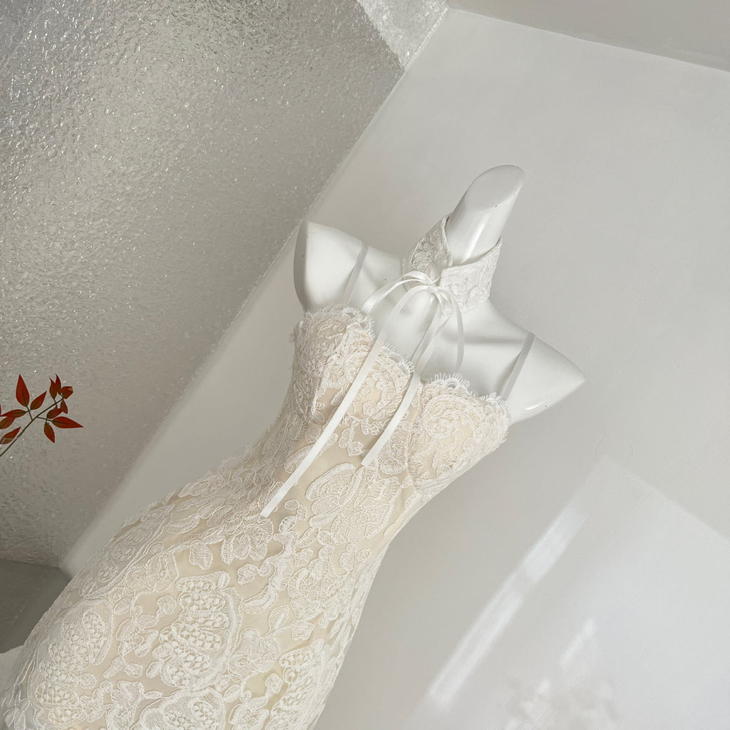 2026 French Lace Mini Dress  Club & Party Must-HaveSexy French Halter Mini Dress  Party & Prom Look