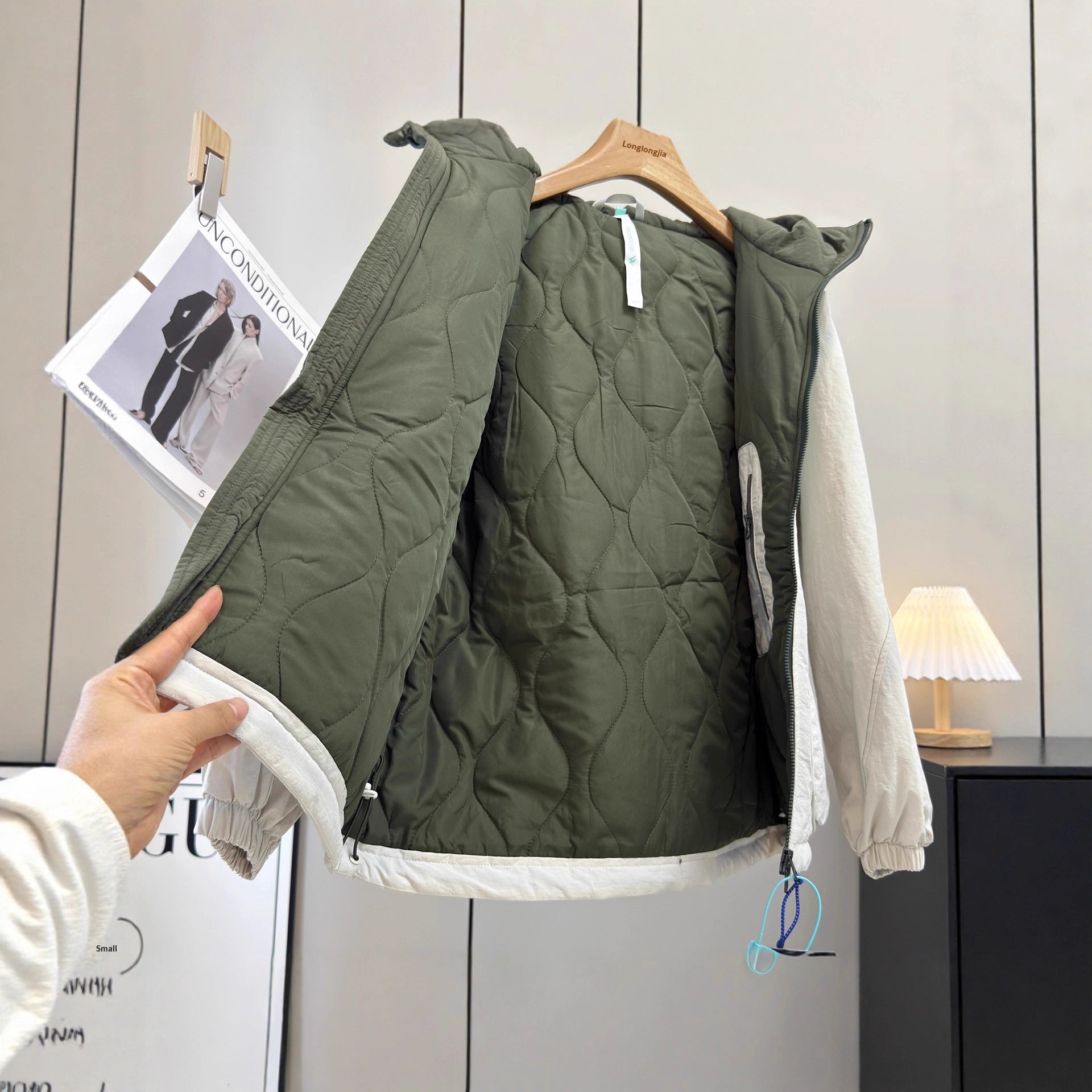 Lightweight Warm And Waterproof Outdoor Mountain-style Quilted Hooded Jacket