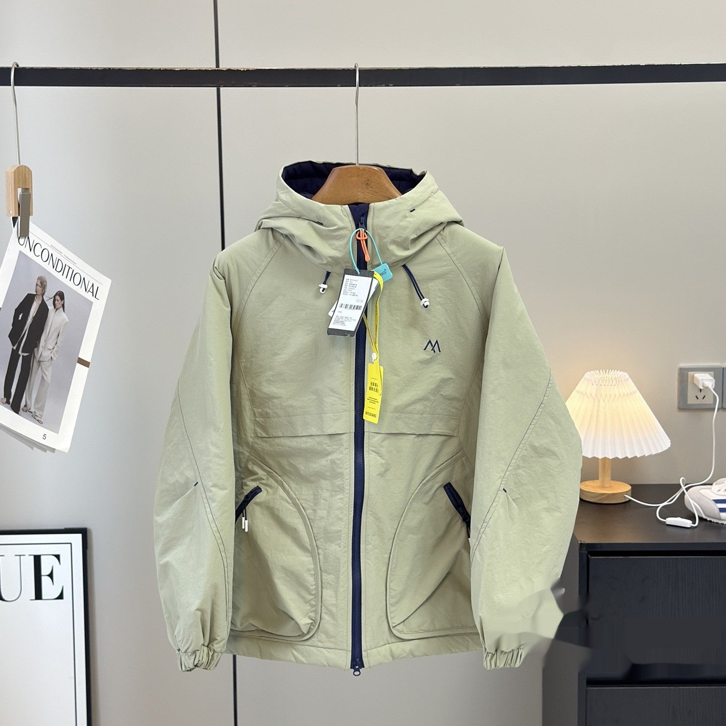 Lightweight Warm And Waterproof Outdoor Mountain-style Quilted Hooded Jacket