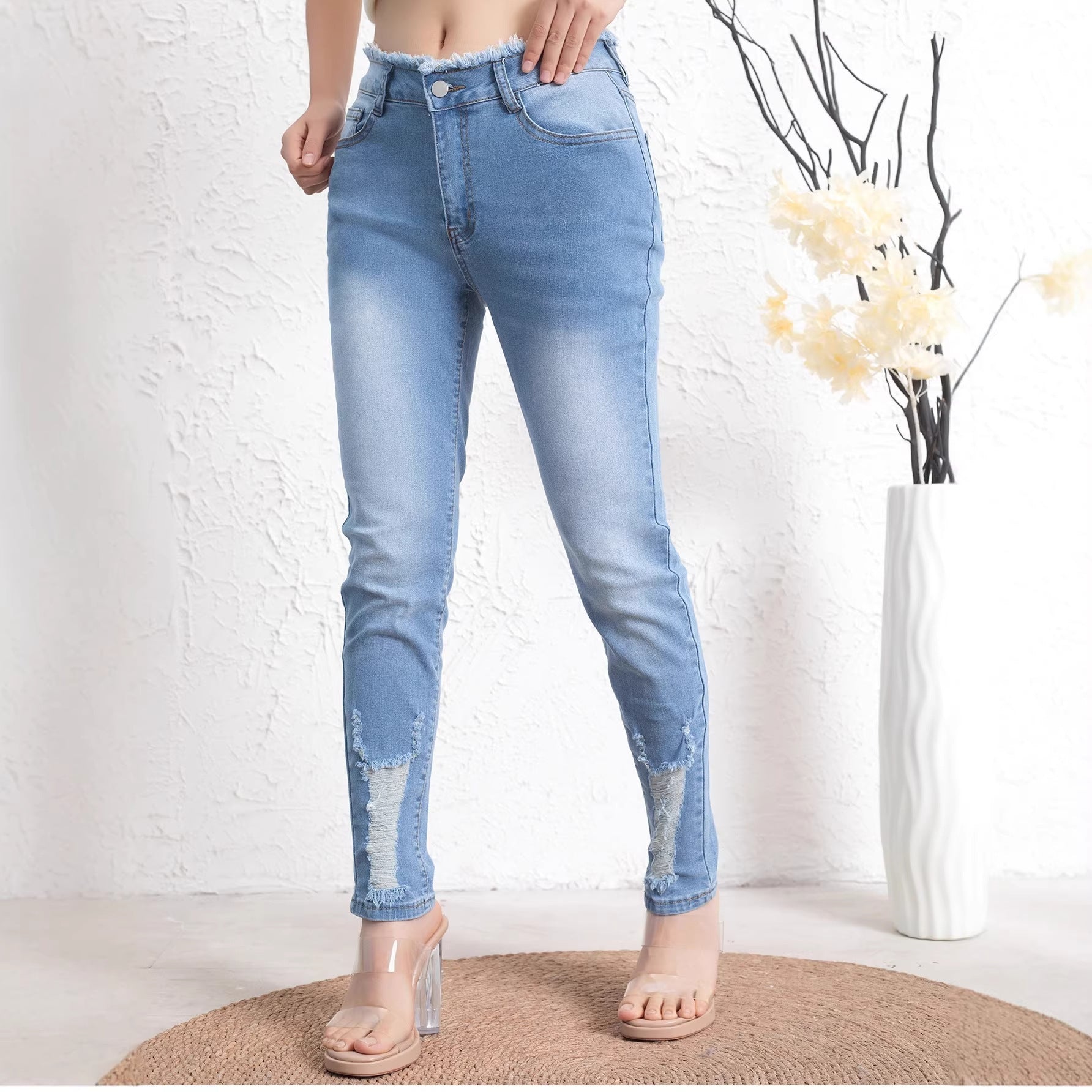 Retro Frayed-edge Ripped Stretch Jeans