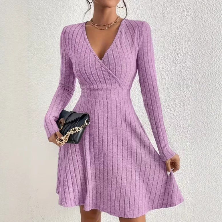 Elegant Long-sleeved Solid-color V-neck Waist-cinching Dress