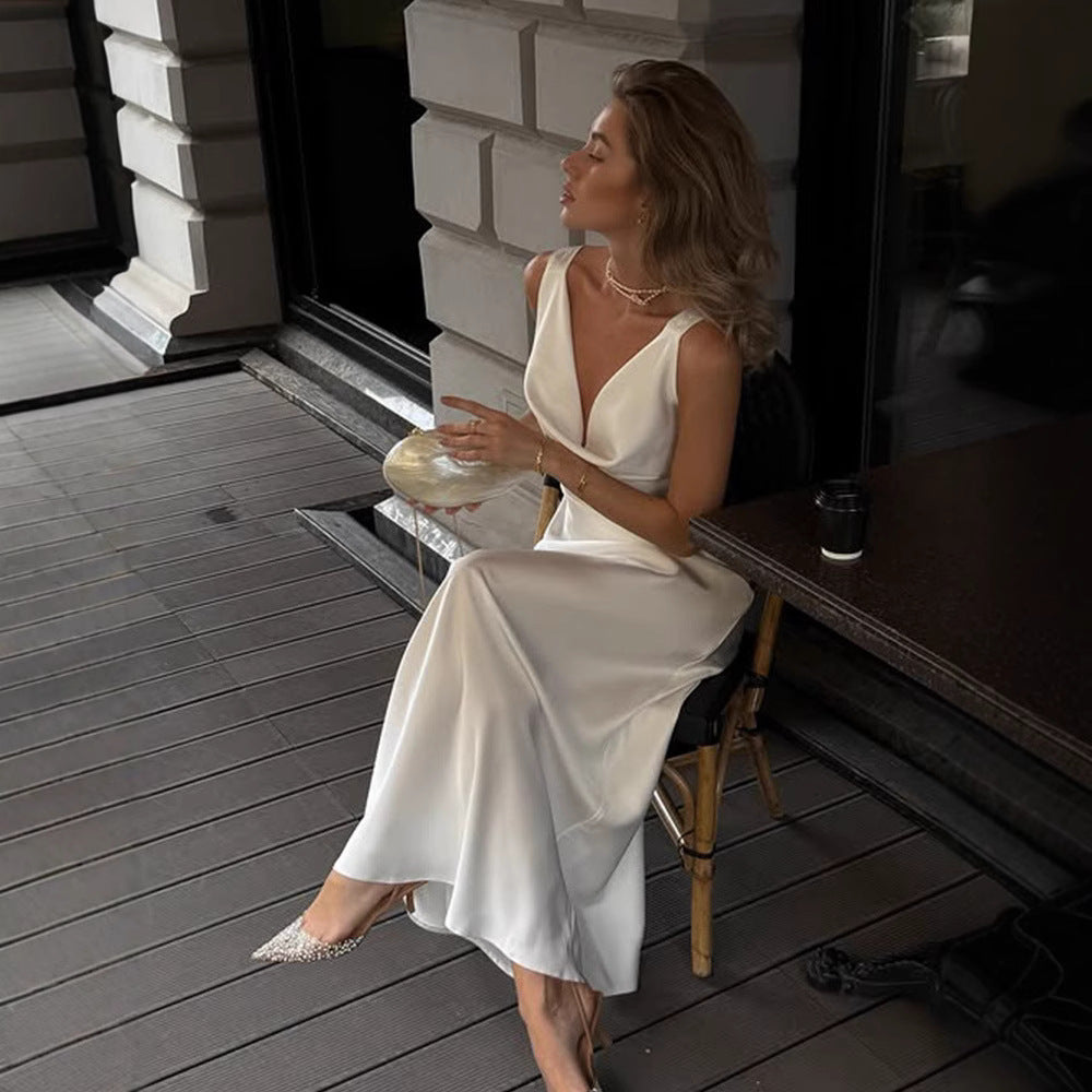 Women's Fashion French Style  Sleeveless V-Neck Swing Collar Dress Satin Dinner Dresses Chest Pleat Design Elegant Textured Slim Fit Party Socialite Dress