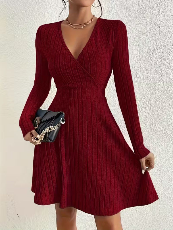 Elegant Long-sleeved Solid-color V-neck Waist-cinching Dress